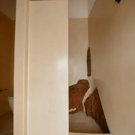 Castrum Traditional Sunset Bed & Breakfast 3*