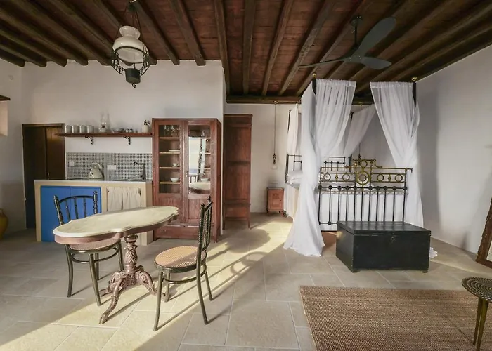 Bed & Breakfast Castrum Traditional Sunset