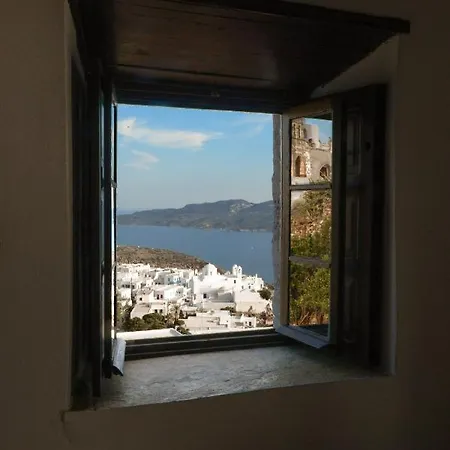 Castrum Traditional Sunset Bed & Breakfast