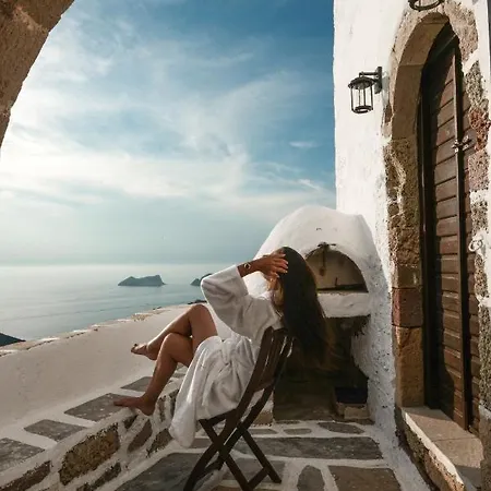 Castrum Traditional Sunset Bed & Breakfast *